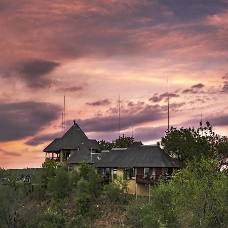 Makumu Private Game Lodge Частный заповедник Класери Экстерьер фото