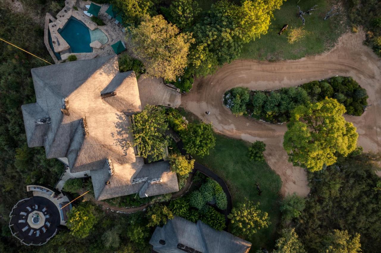 Makumu Private Game Lodge Частный заповедник Класери Экстерьер фото