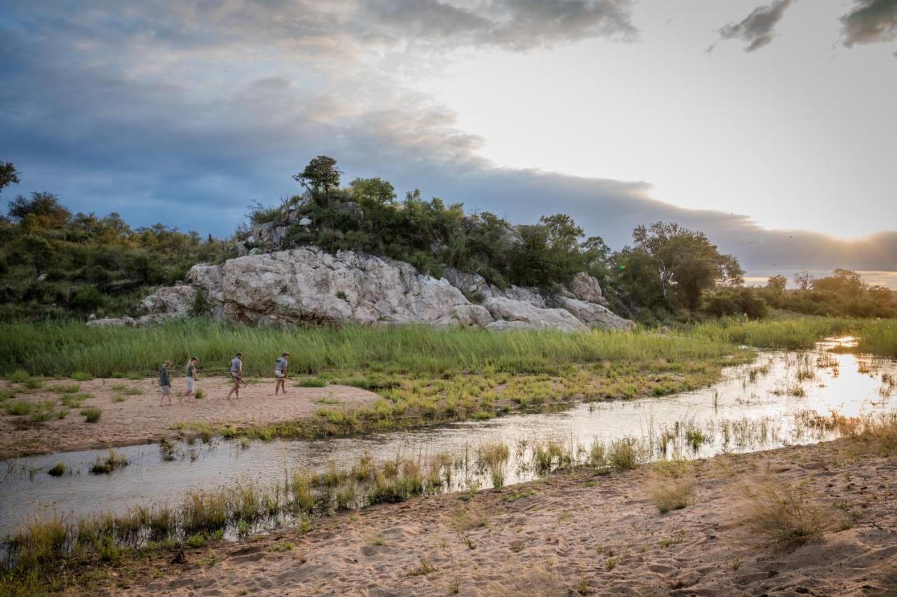 Makumu Private Game Lodge Частный заповедник Класери Экстерьер фото