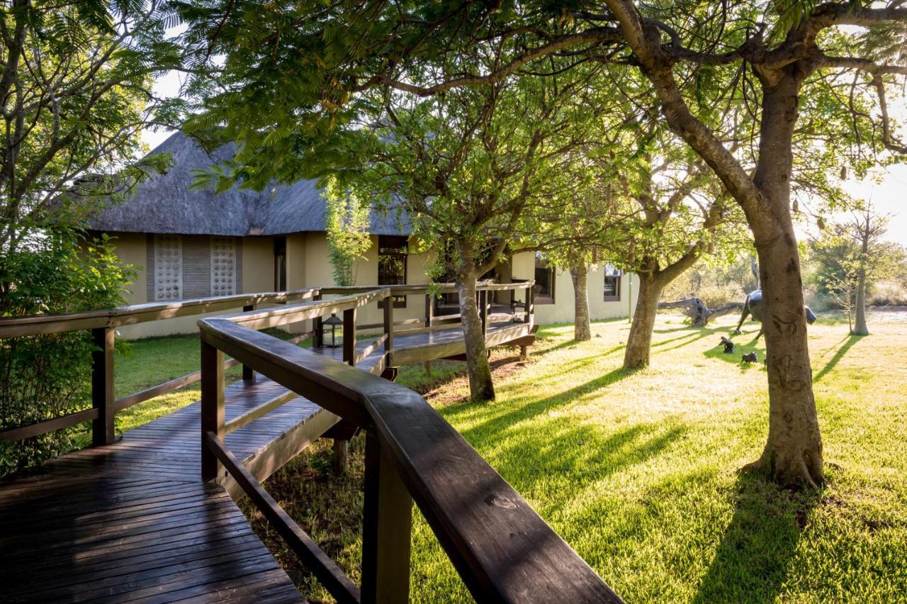 Makumu Private Game Lodge Частный заповедник Класери Экстерьер фото