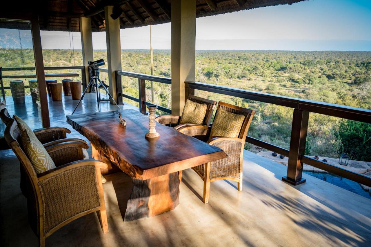 Makumu Private Game Lodge Частный заповедник Класери Экстерьер фото