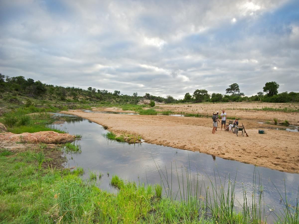 Makumu Private Game Lodge Частный заповедник Класери Экстерьер фото