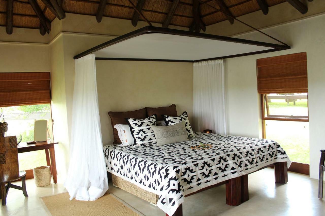 Makumu Private Game Lodge Частный заповедник Класери Экстерьер фото